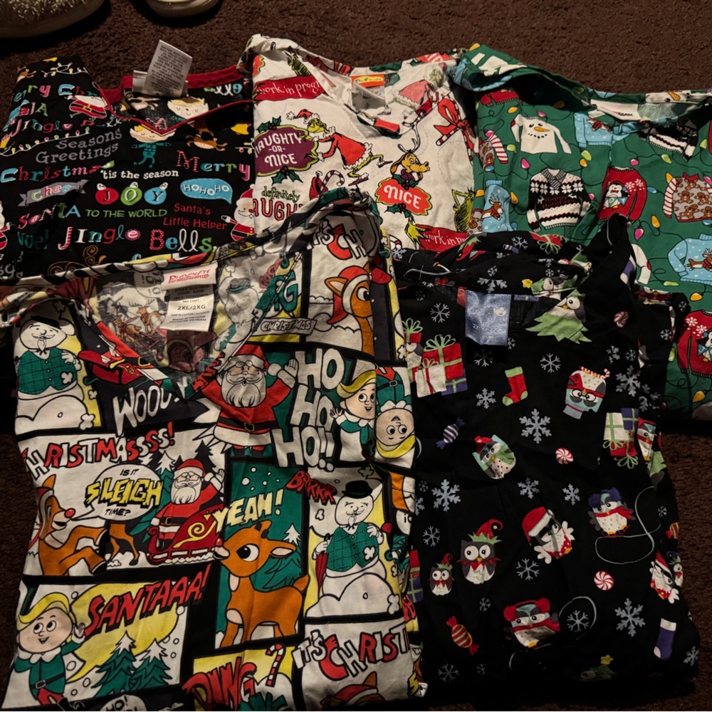 Scrub Tops (Christmas)
